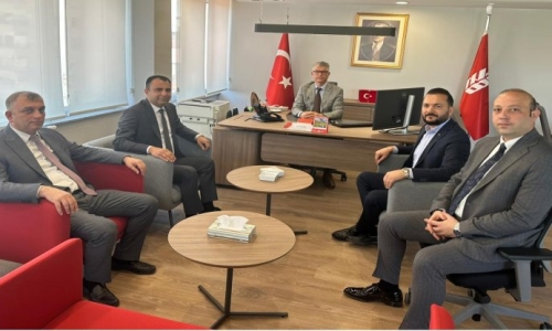 KOÇHAN, DİYARBAKIR ZİRAAT VE HALK BANKASI BÖLGE BAŞKANLIKLARINI ZİYARET ETTİ